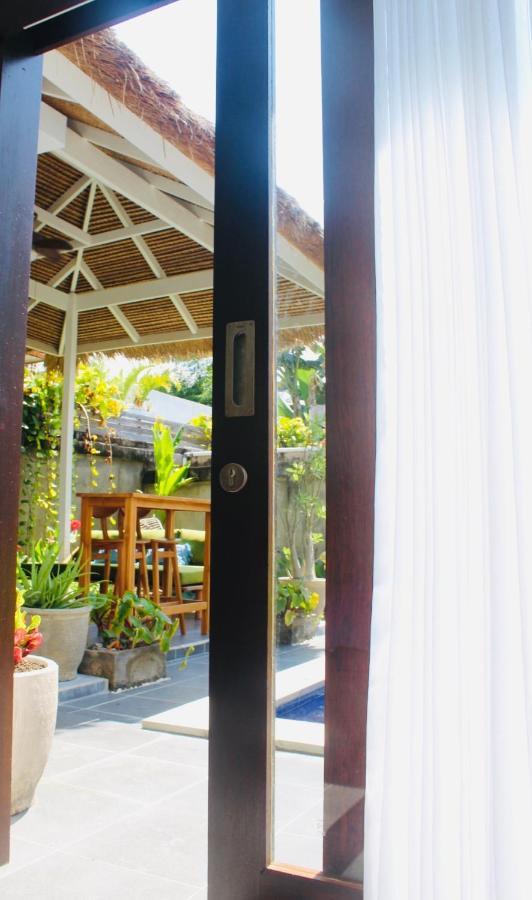 Mewali Villa'S Kuta  외부 사진