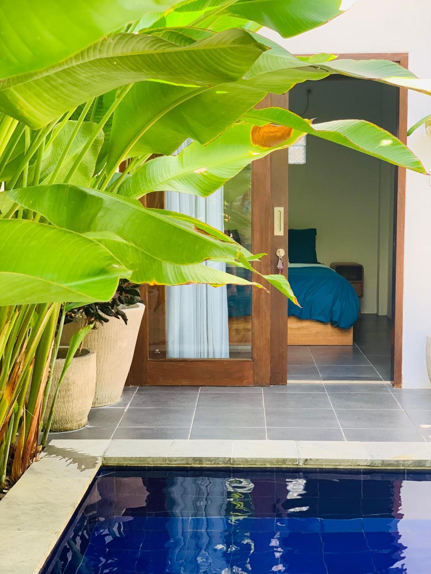 Mewali Villa'S Kuta  외부 사진